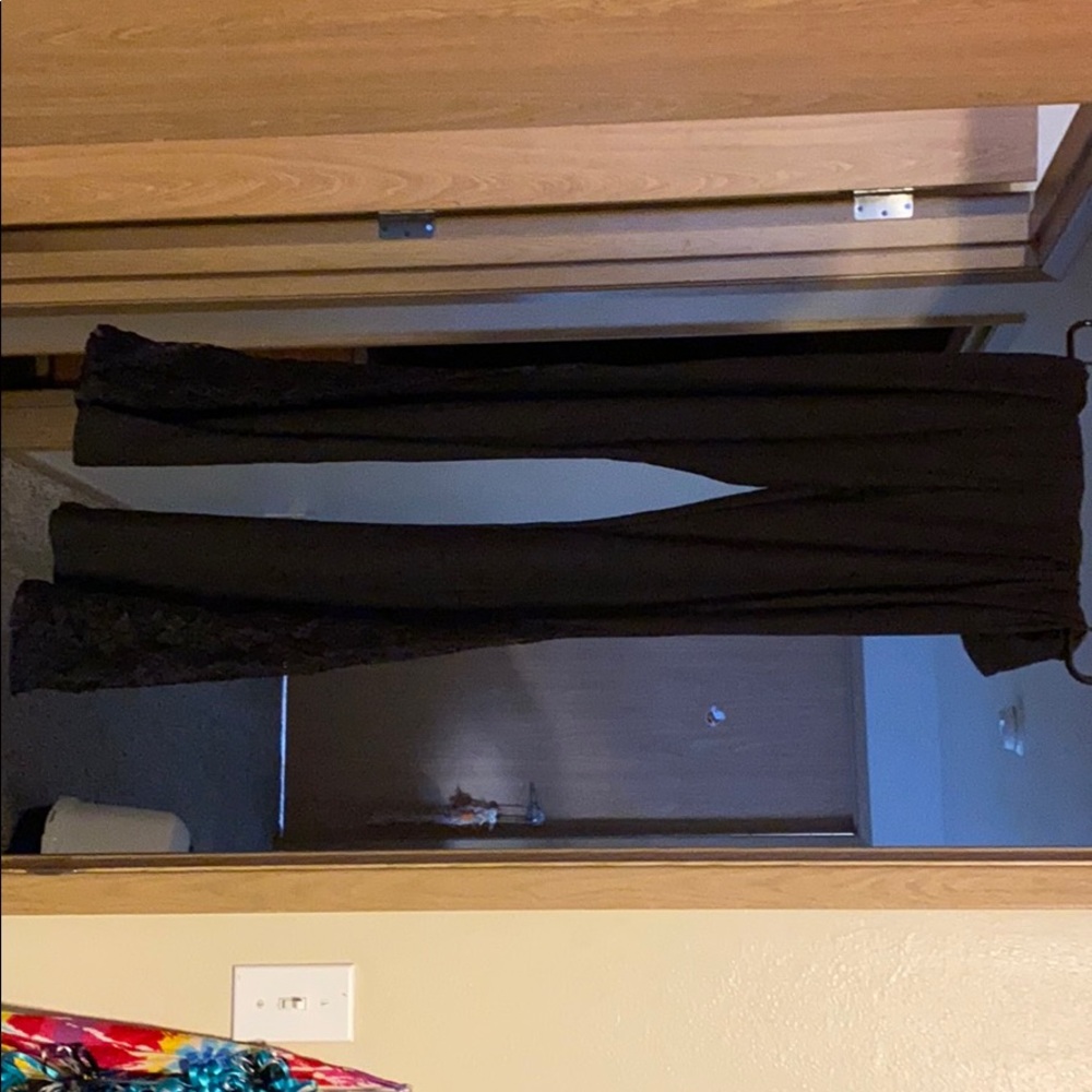 Black bell bottom stretch pants